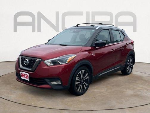 2020 Nissan Kicks SR