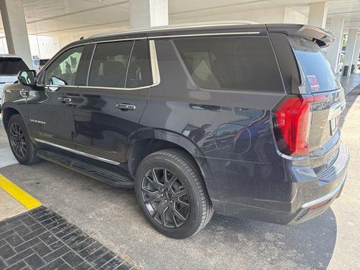 Titanium Rush Metallic 2023 GMC Yukon SLT