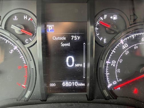 White 2021 Toyota 4Runner SR5 Premium