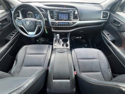 2014 Toyota Highlander LE Plus