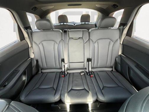 2025 Audi Q7 55 Prestige