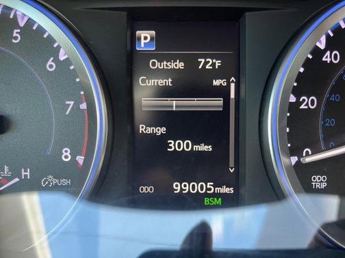 2017 Toyota Highlander SE