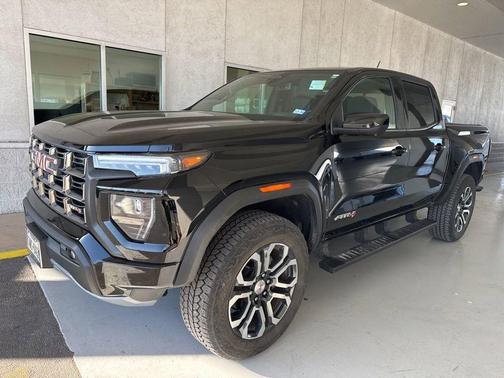 Onyx Black 2023 GMC Canyon AT4