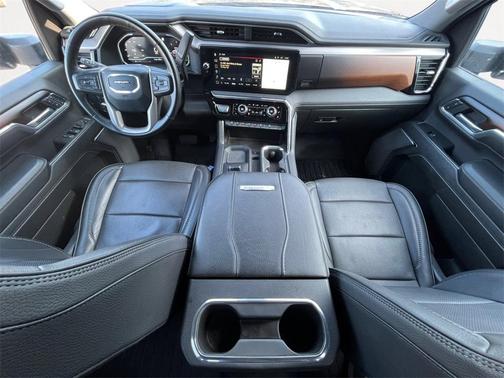 2024 GMC Sierra 2500 Denali