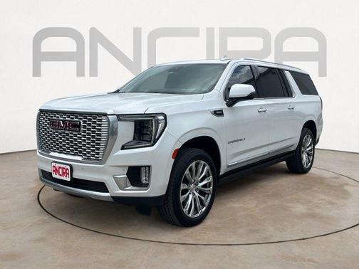 White Frost Tri-Coat 2023 GMC Yukon XL Denali
