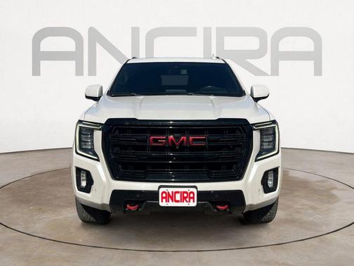 2022 GMC Yukon XL AT4