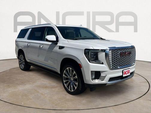 White Frost Tri-Coat 2022 GMC Yukon XL Denali