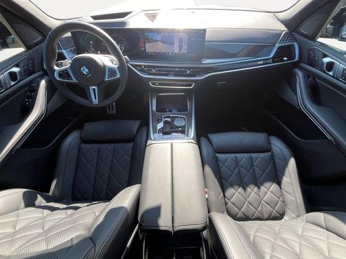 Gray Metallic 2025 BMW X5 M60i