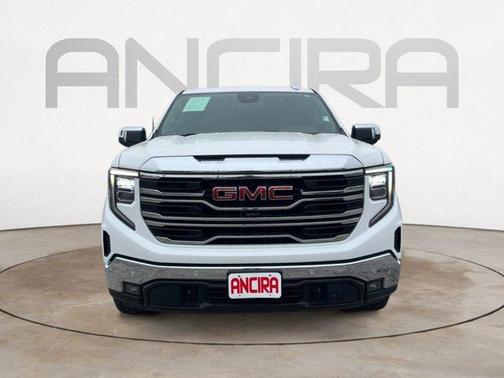Summit White 2022 GMC Sierra 1500 SLT