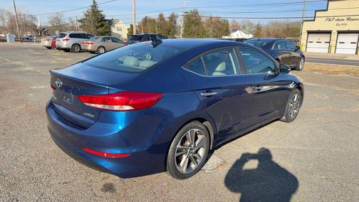 2017 Hyundai ELANTRA Limited