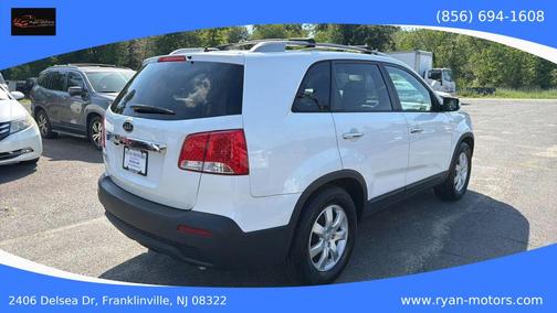 Snow White Pearl 2012 Kia Sorento LX