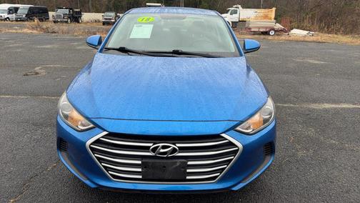 2018 Hyundai ELANTRA SE