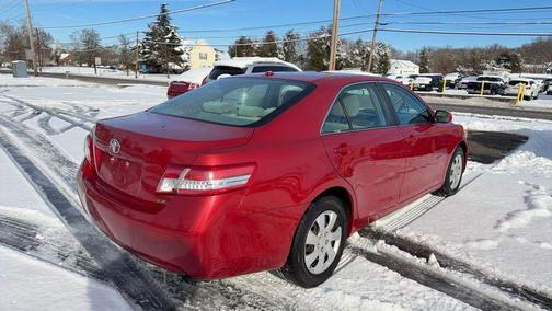 2011 Toyota Camry LE