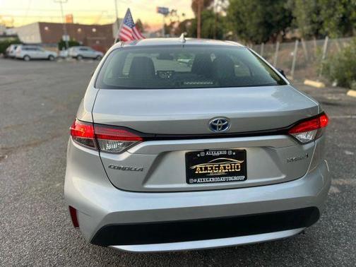 2022 Toyota Corolla Hybrid LE