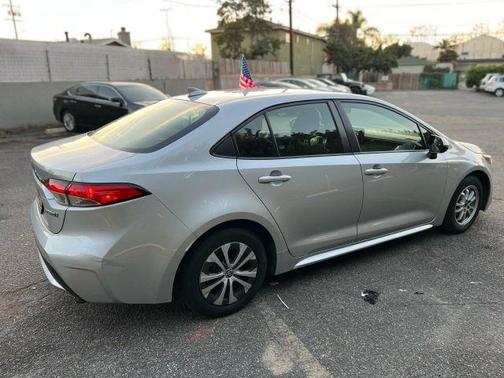 2022 Toyota Corolla Hybrid LE