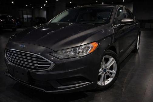Gray 2018 Ford Fusion Hybrid SE