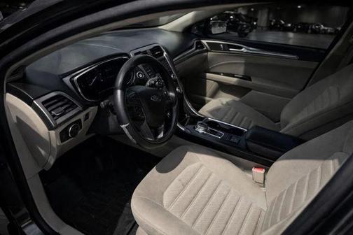 Gray 2018 Ford Fusion Hybrid SE