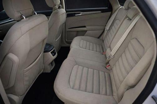 2013 Ford Fusion Hybrid SE