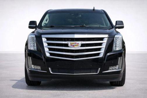 2018 Cadillac Escalade ESV Luxury