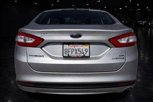 Silver 2013 Ford Fusion Hybrid SE