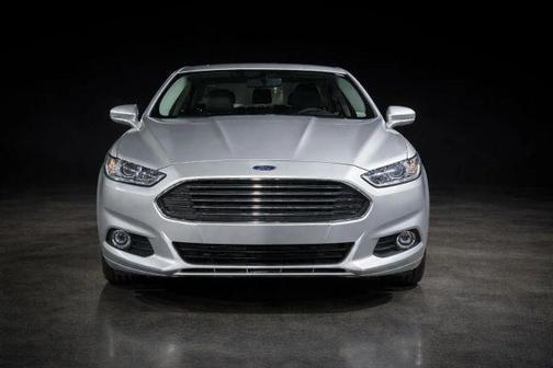 2013 Ford Fusion Hybrid SE