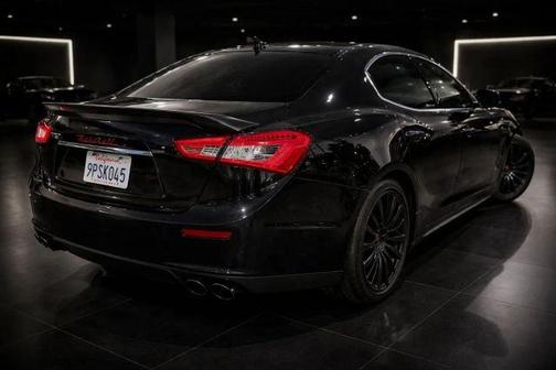 2015 Maserati Ghibli Base