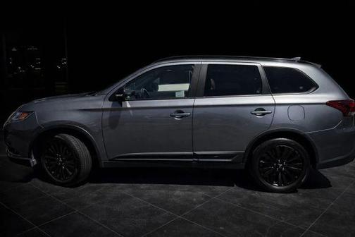 2020 Mitsubishi Outlander LE