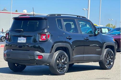 2023 Jeep Renegade Altitude