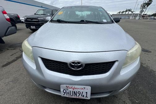 Classic Silver Metallic 2009 Toyota Corolla LE