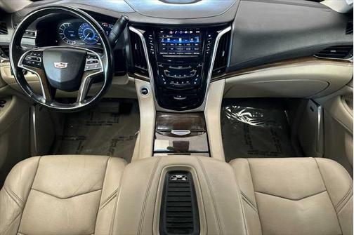 2019 Cadillac Escalade Luxury