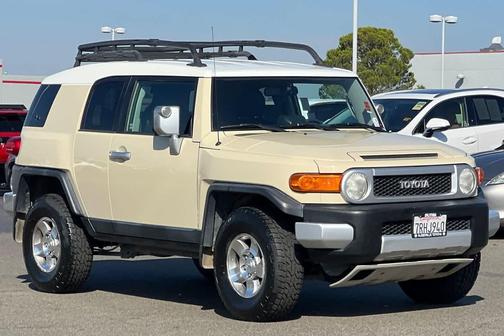2009 Toyota FJ Cruiser Base