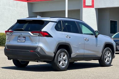Silver Sky Metallic 2024 Toyota RAV4 Hybrid LE