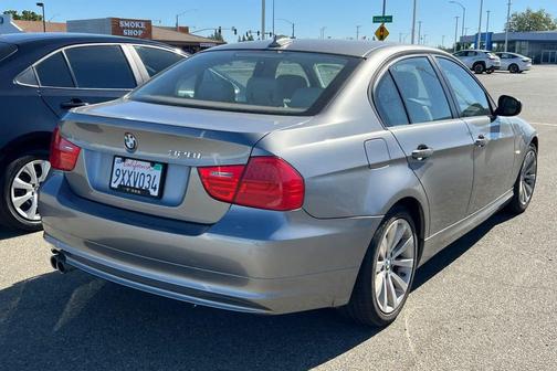 Space Gray Metallic 2011 BMW 328 328i