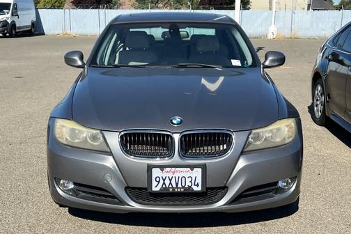 Space Gray Metallic 2011 BMW 328 328i