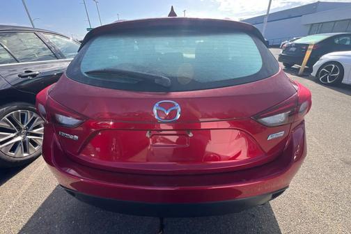 Soul Red Metallic 2016 Mazda Mazda3 i Grand Touring
