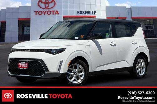 Clear White/Black Roof 2025 Kia Soul S