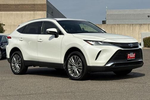 2022 Toyota Venza XLE