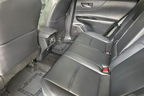 2022 Toyota Venza XLE