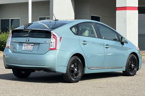 Sea Glass Pearl 2013 Toyota Prius Four