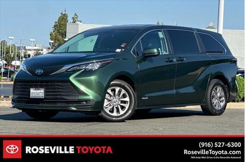 2021 Toyota Sienna LE