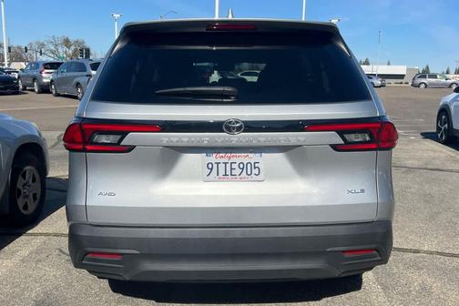 2025 Toyota Grand Highlander XLE