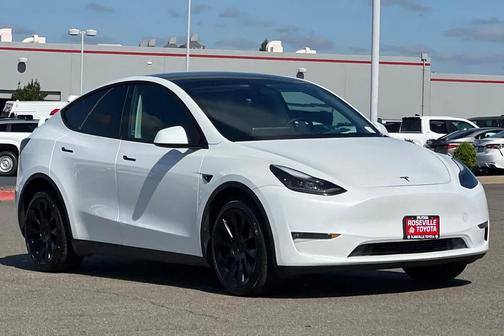2023 Tesla Model Y Long Range Dual Motor All-Wheel Drive
