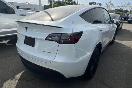 2023 Tesla Model Y Long Range Dual Motor All-Wheel Drive