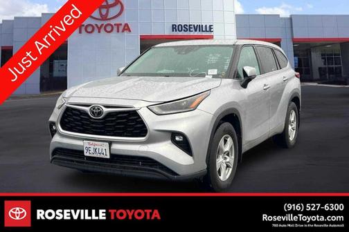 2021 Toyota Highlander LE