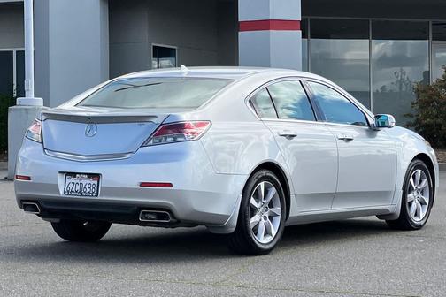 2013 Acura TL Technology