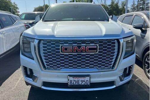 2022 GMC Yukon XL Denali