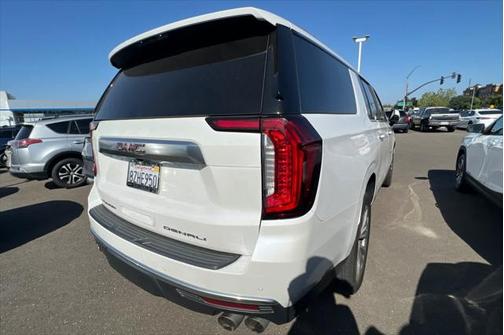 2022 GMC Yukon XL Denali