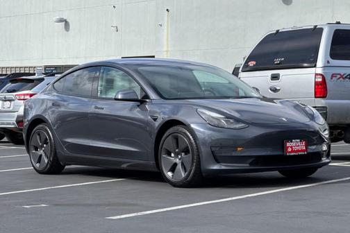 2022 Tesla Model 3 Long Range