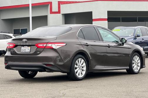 2018 Toyota Camry LE