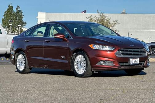 2016 Ford Fusion Energi SE Luxury